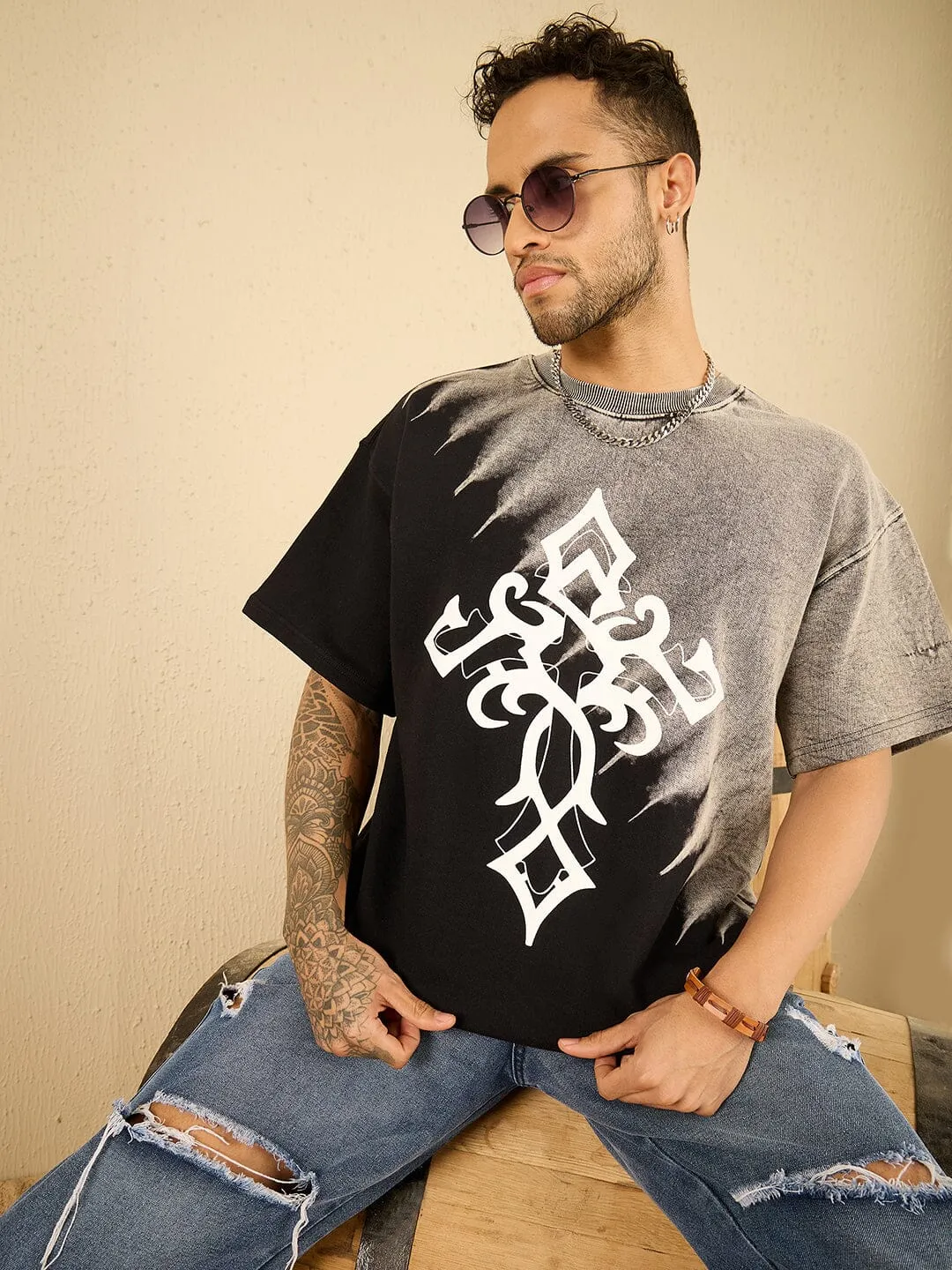 Acid Washed Cross Graphic Oversized Tshirt