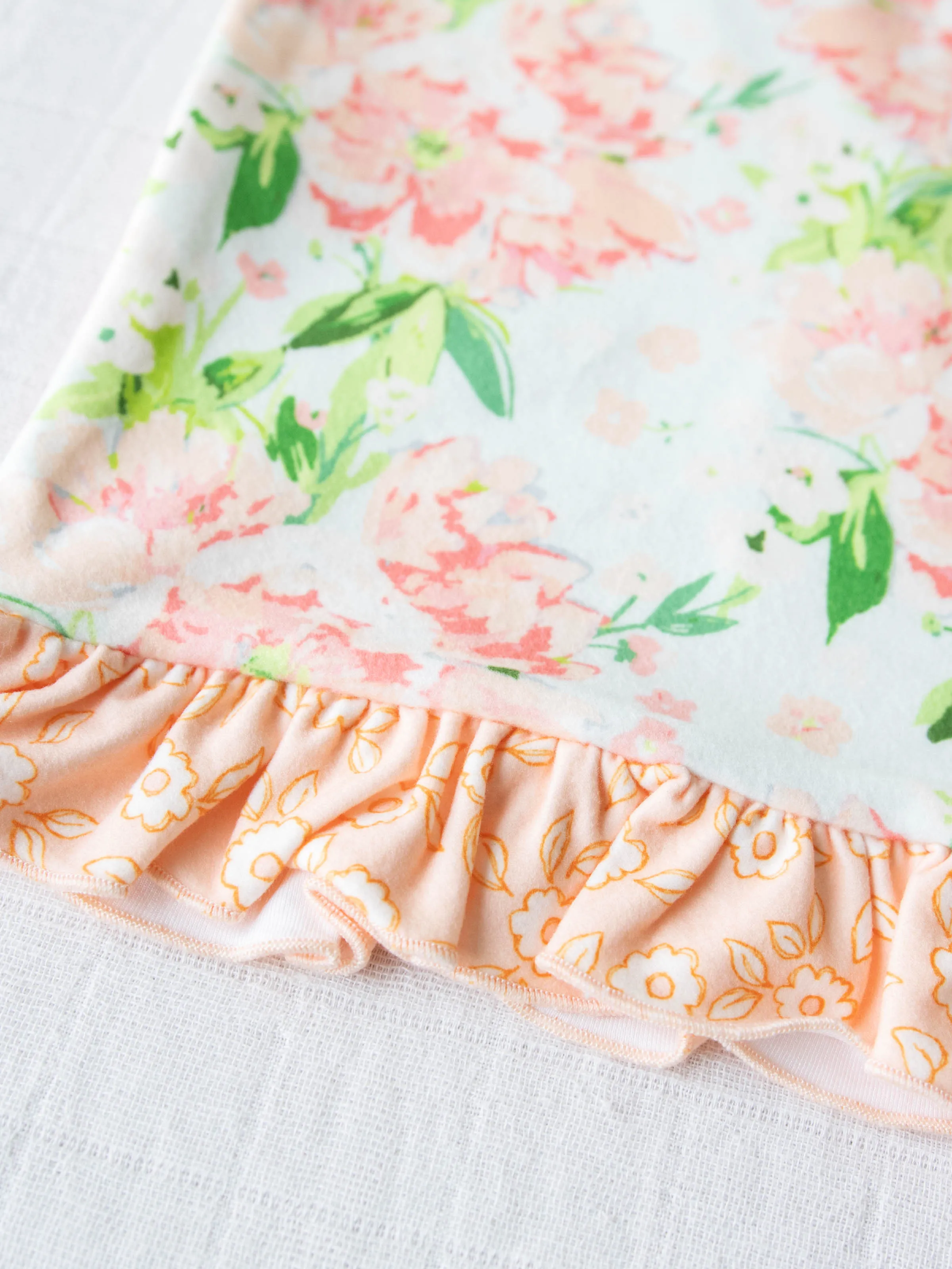 Cami Essential Set – Coral Peonies