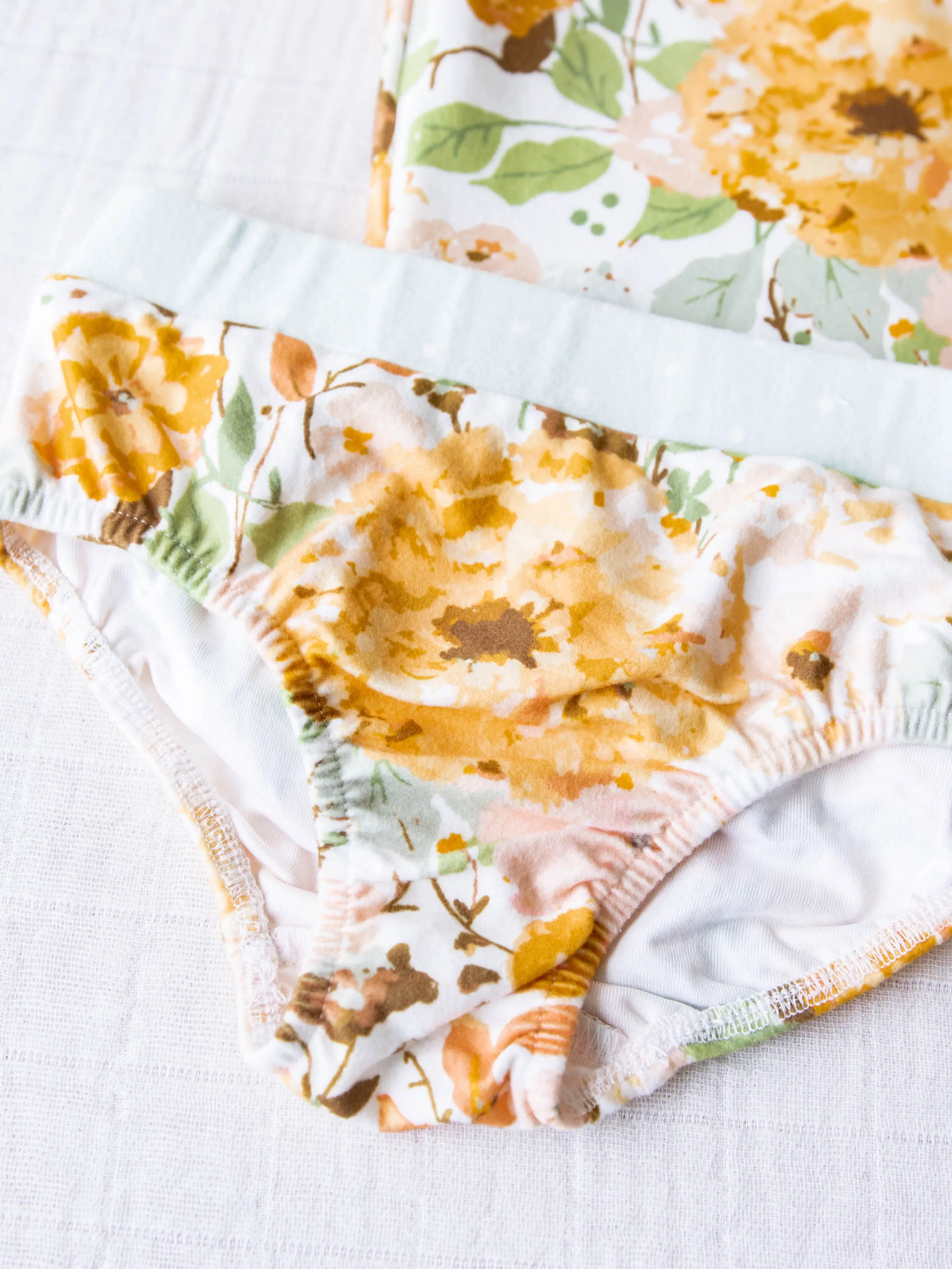 Cami Essential Set - Harvest Meadows
