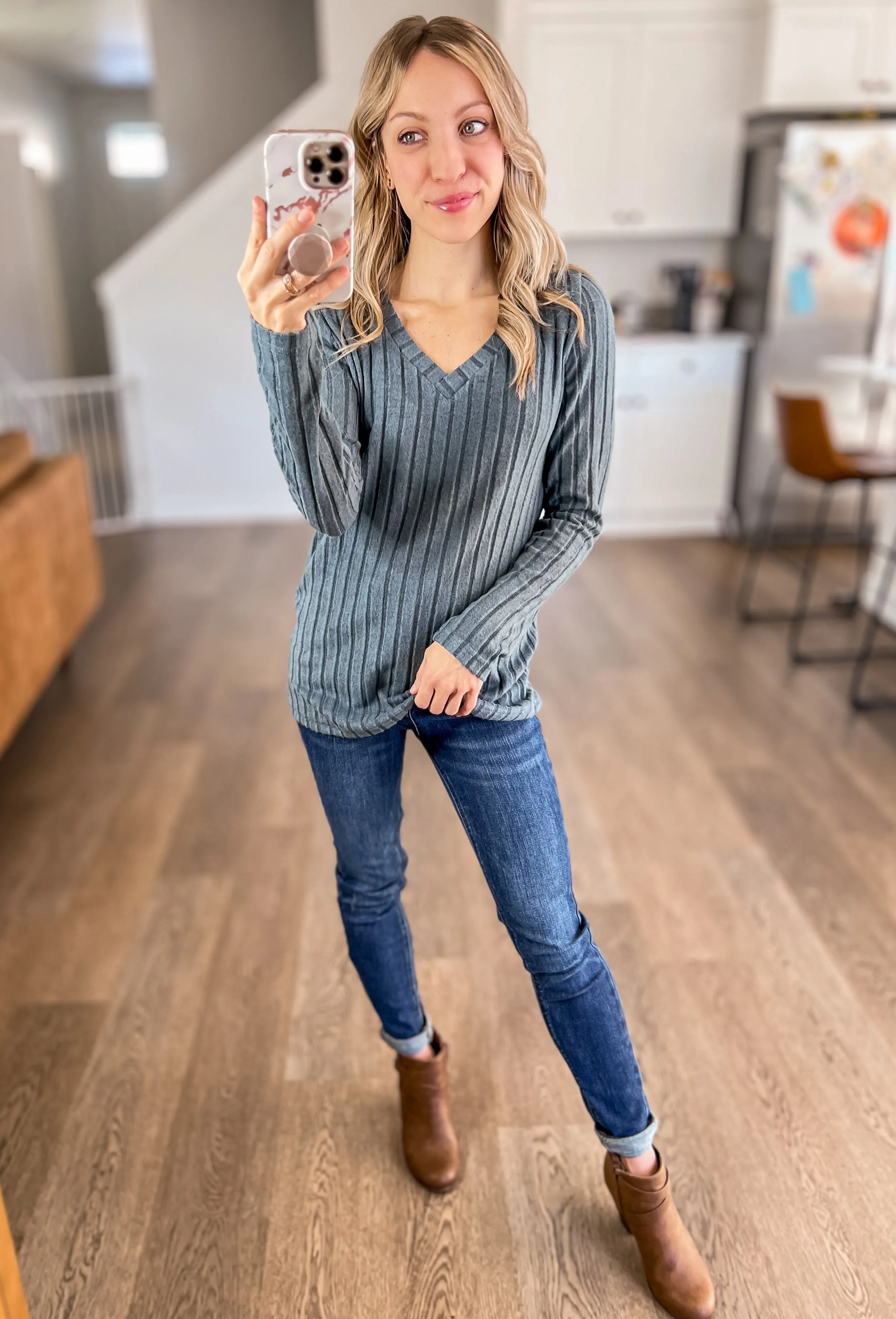 Tara V-Neck Long Sleeve